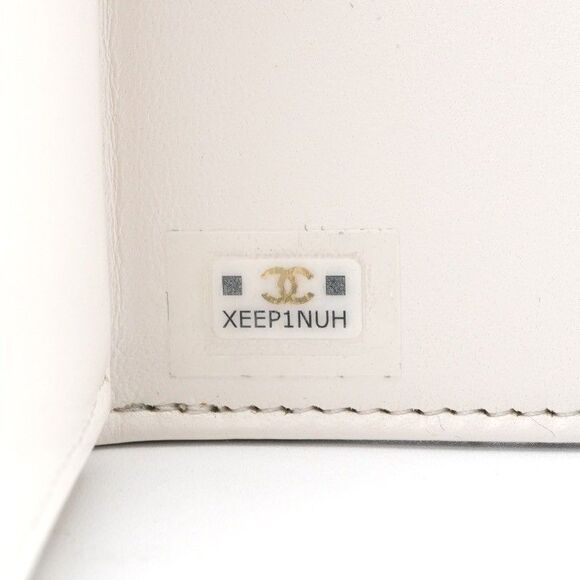 Chanel Card Case Card Holder Pass Case Black White Gold Coco Mark Logo Matelasse - Picture 9 of 10